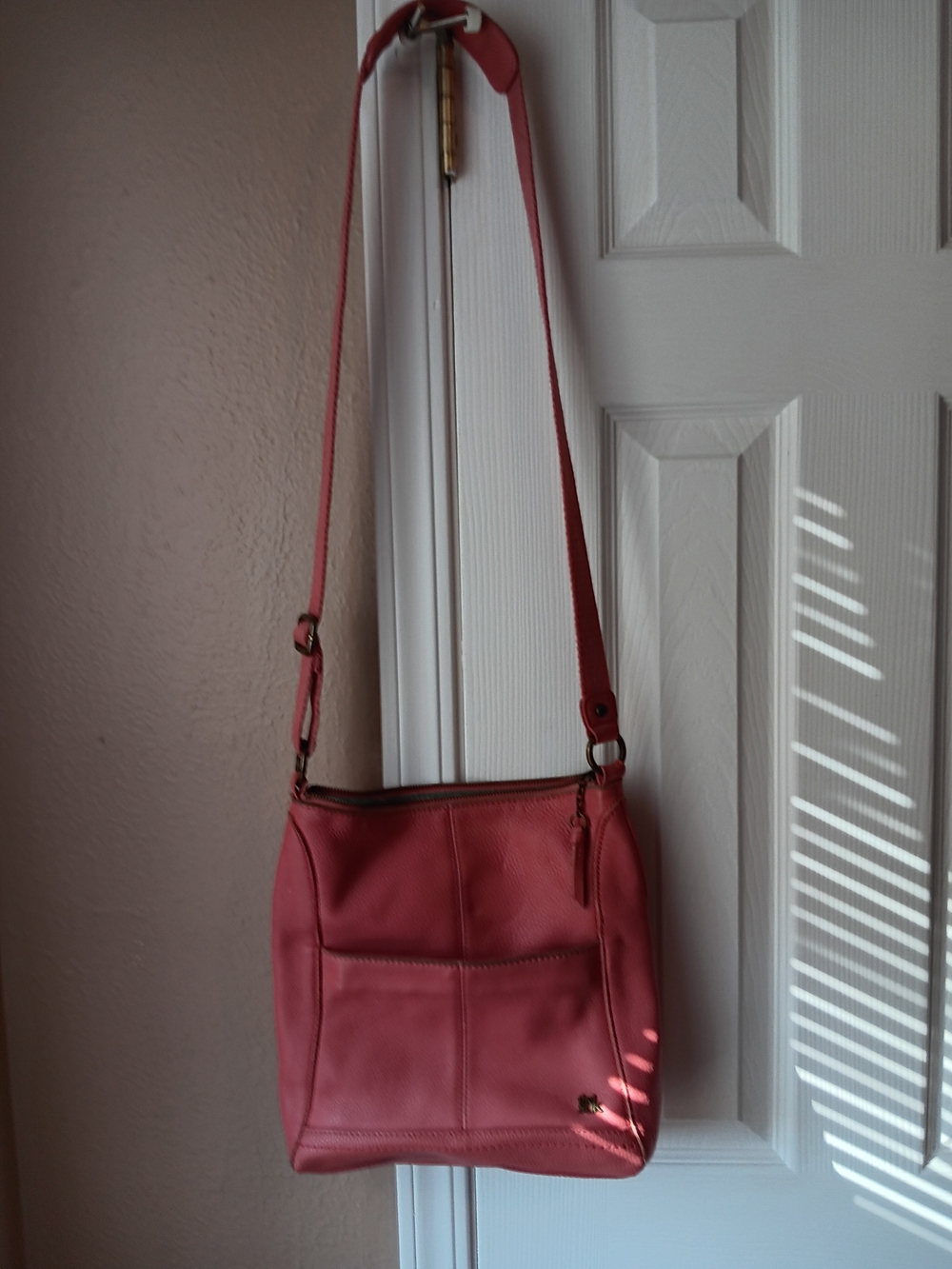 The Sak Pink Crossbody Shoulder Bag - Stylish Everyday Carry